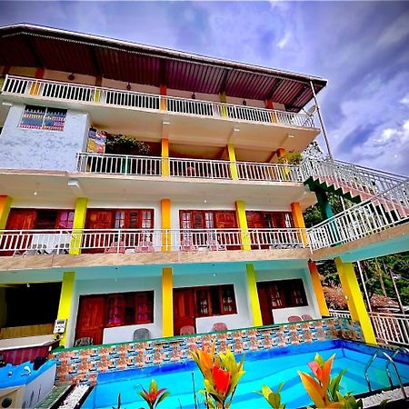 Adams Peak Grand Hotel Nallathanniya Exterior foto