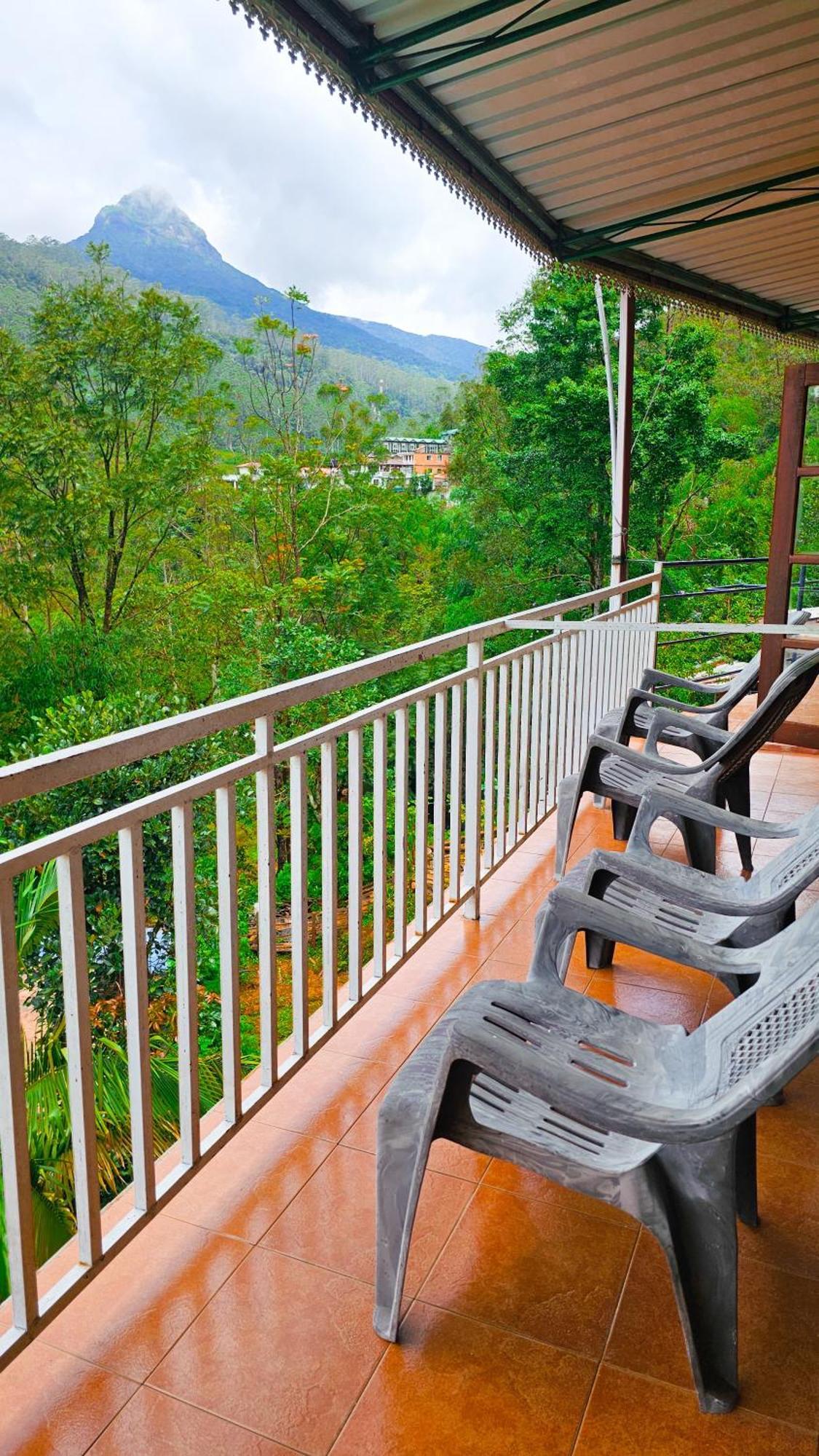 Adams Peak Grand Hotel Nallathanniya Exterior foto